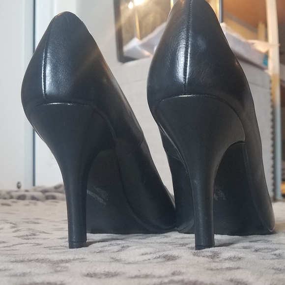 Cityclassified, Size 6.5 - Picture 5 of 9